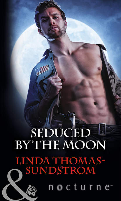 Скачать книгу Seduced by the Moon