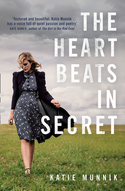 Скачать книгу The Heart Beats in Secret