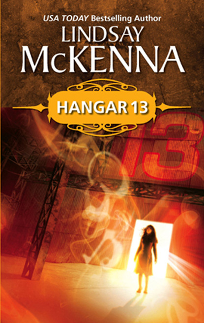 Скачать книгу Hangar 13