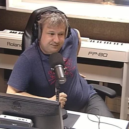 Скачать книгу Премьеры с 7 июня: Лето, Фокстрот, Красотка на всю голову