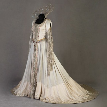 Скачать книгу 5 костюмов Музея Большого театра