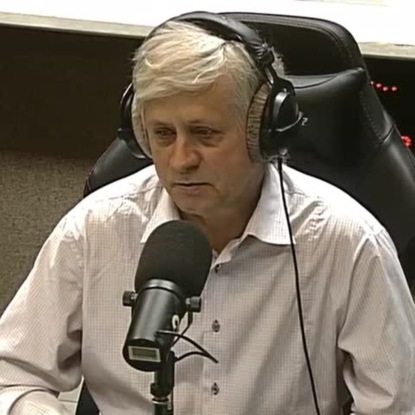 Скачать книгу Выбор редакции. Мимо Земли пролетели "кометы-близнецы"