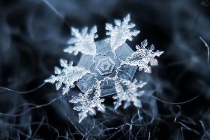 Скачать книгу Ханс Кристиан Андерсен - "Снежная королева". Часть 1